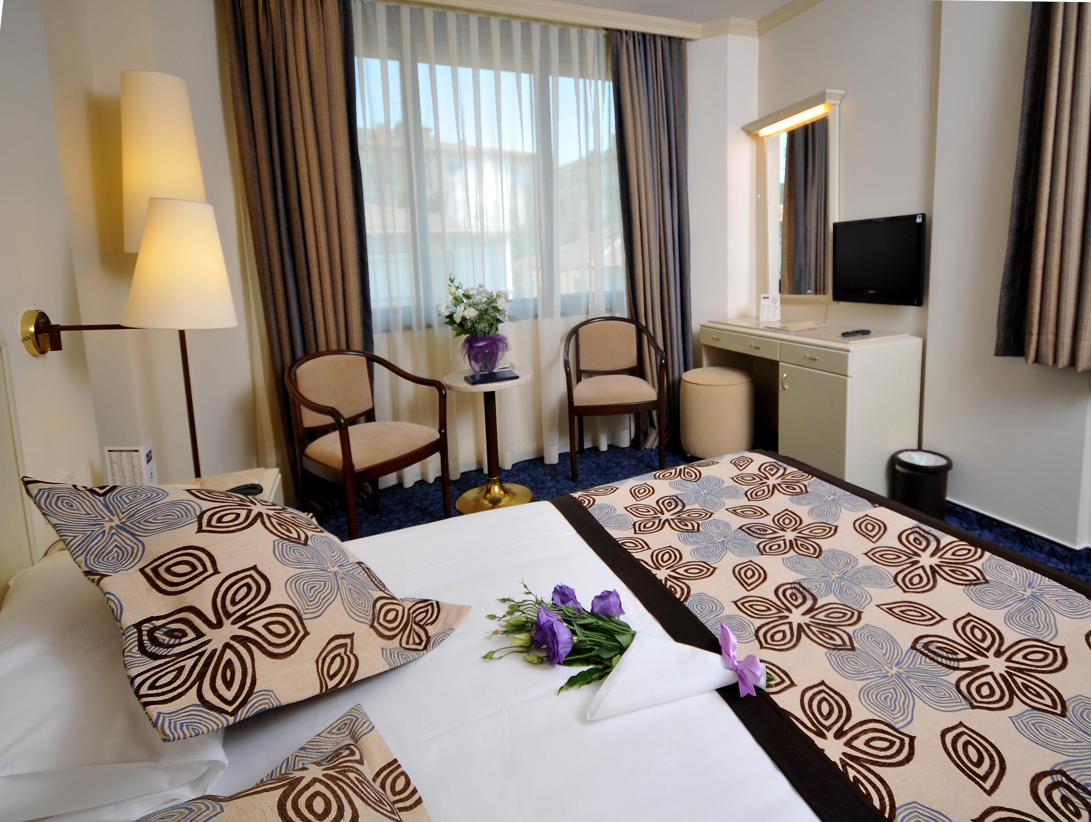 Otel Class